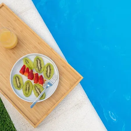 The By Cdv * 카하제다 드 안시앙이스